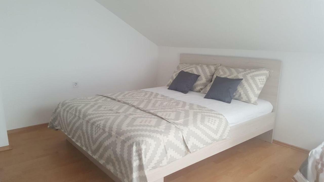 Apartments Venerea Нін Екстер'єр фото
