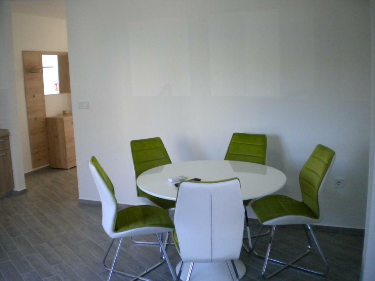 Apartments Venerea Нін Екстер'єр фото