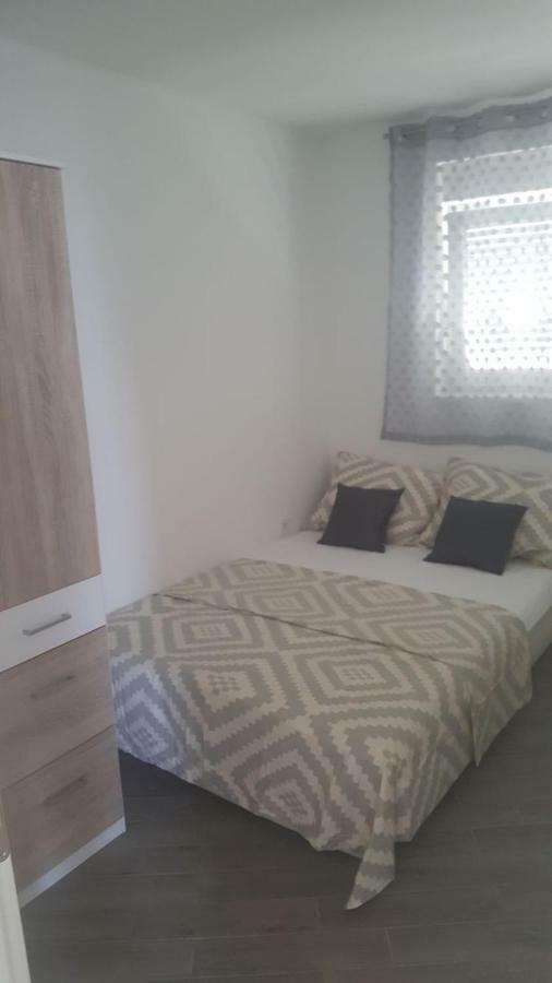 Apartments Venerea Нін Екстер'єр фото